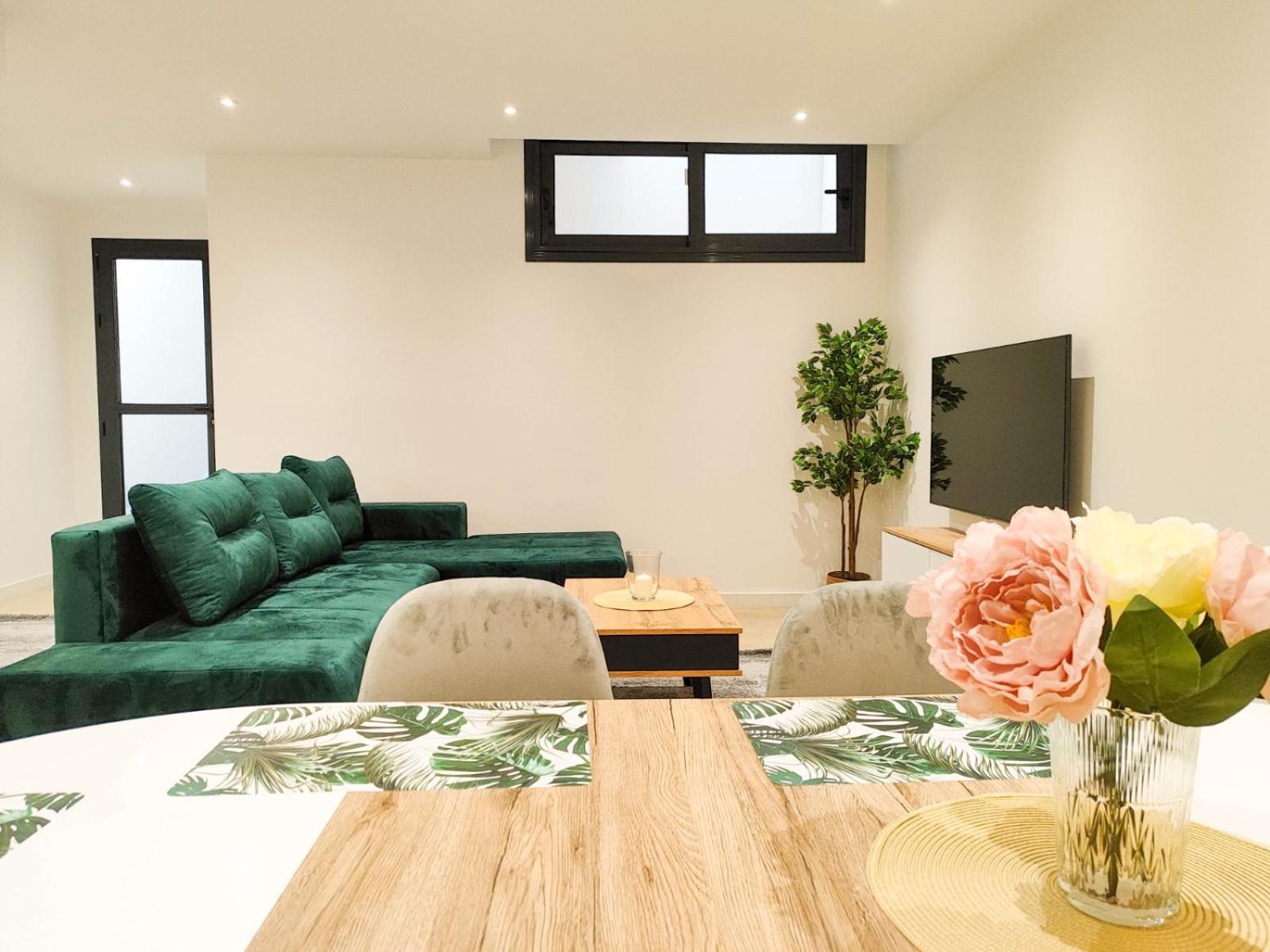 Amberes Apartment, A Stylish Villa'S Independent Downstairs Apartment With Private Swimming Pool And Terrace Polop Exterior foto